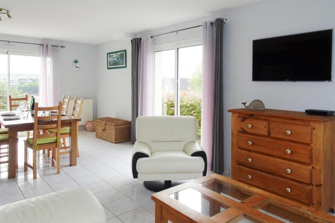 Holiday home With Beautiful Garden, Paimpol