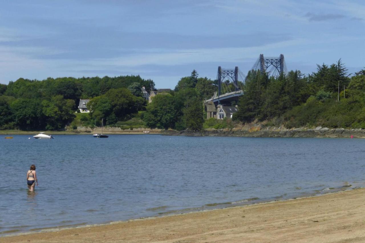 With Beautiful Garden, Paimpol