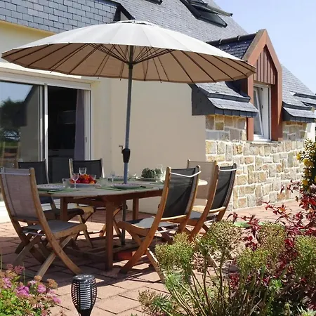 Nice Holiday Home With Beautiful Garden, Paimpol Exterior photo
